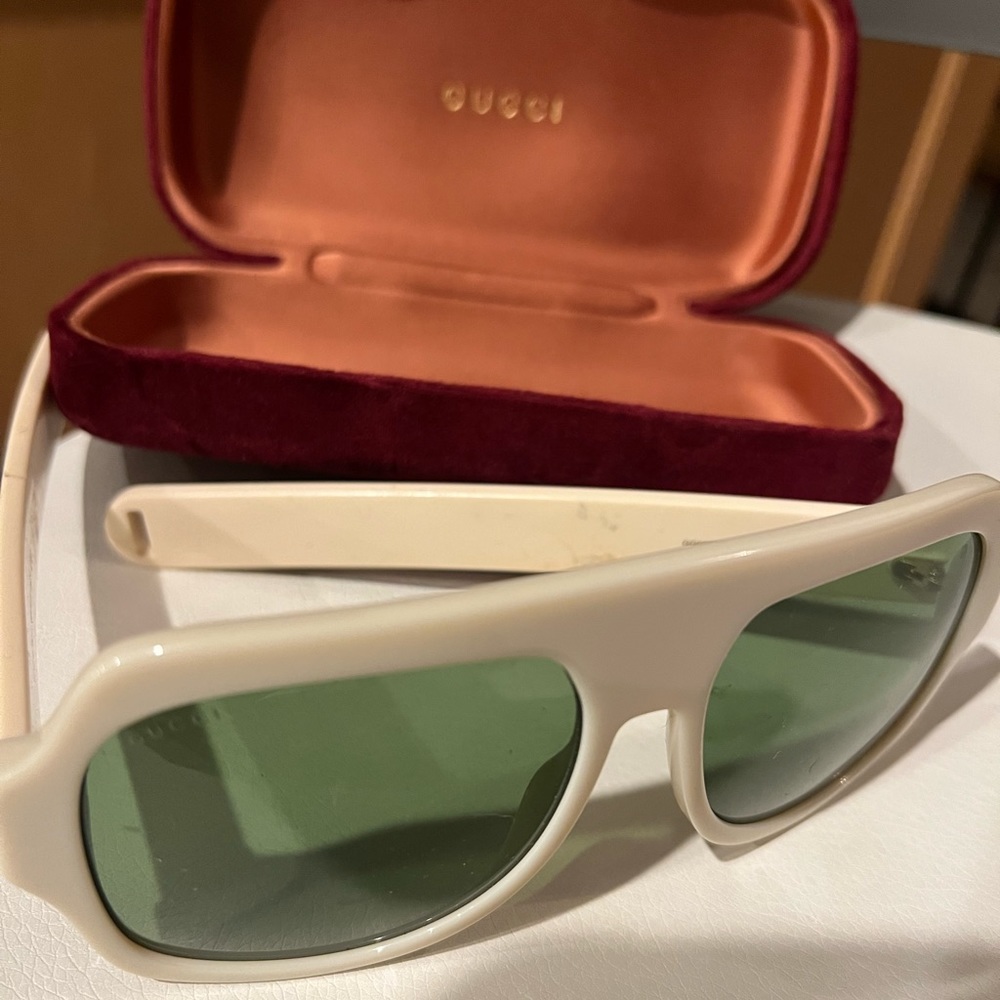 Gucci sunnys
